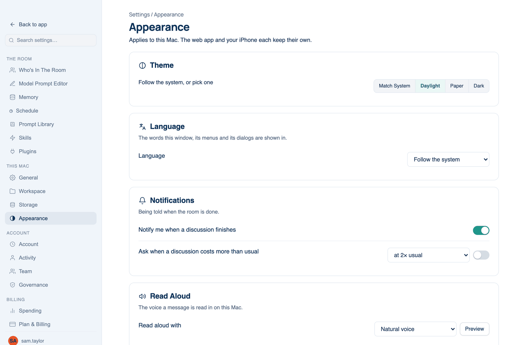 Settings → This Mac → Appearance, with the Theme choices, Language, Notifications and Read Aloud